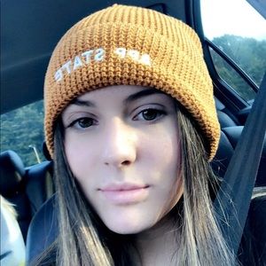 Meet your Posher, Allie